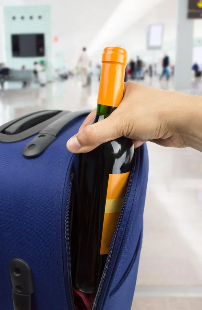 Can You Bring Alcohol In A Checked Bag If You’Re Under 21? Examining Regulations