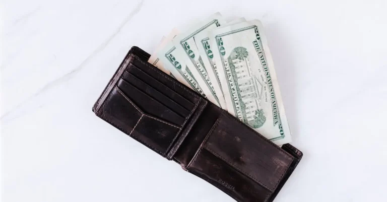 Can You Carry Cash In Your Pocket Through Airport Security? A Traveler’S Guide