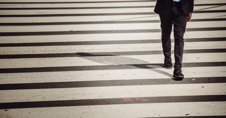 How To Cross The Road Safely: A Complete Step-By-Step Guide