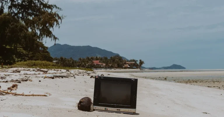 Transport Yourself With Lg Tv Screensaver Beach Locations