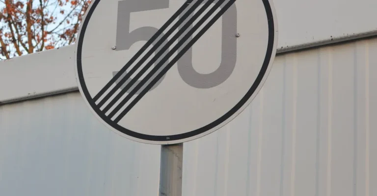 No Speed Limit Signs On The Autobahn – Here’S What You Need To Know