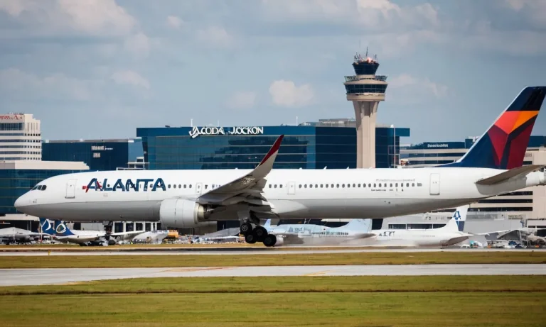 How Many Runways Does Atlanta Airport Have?
